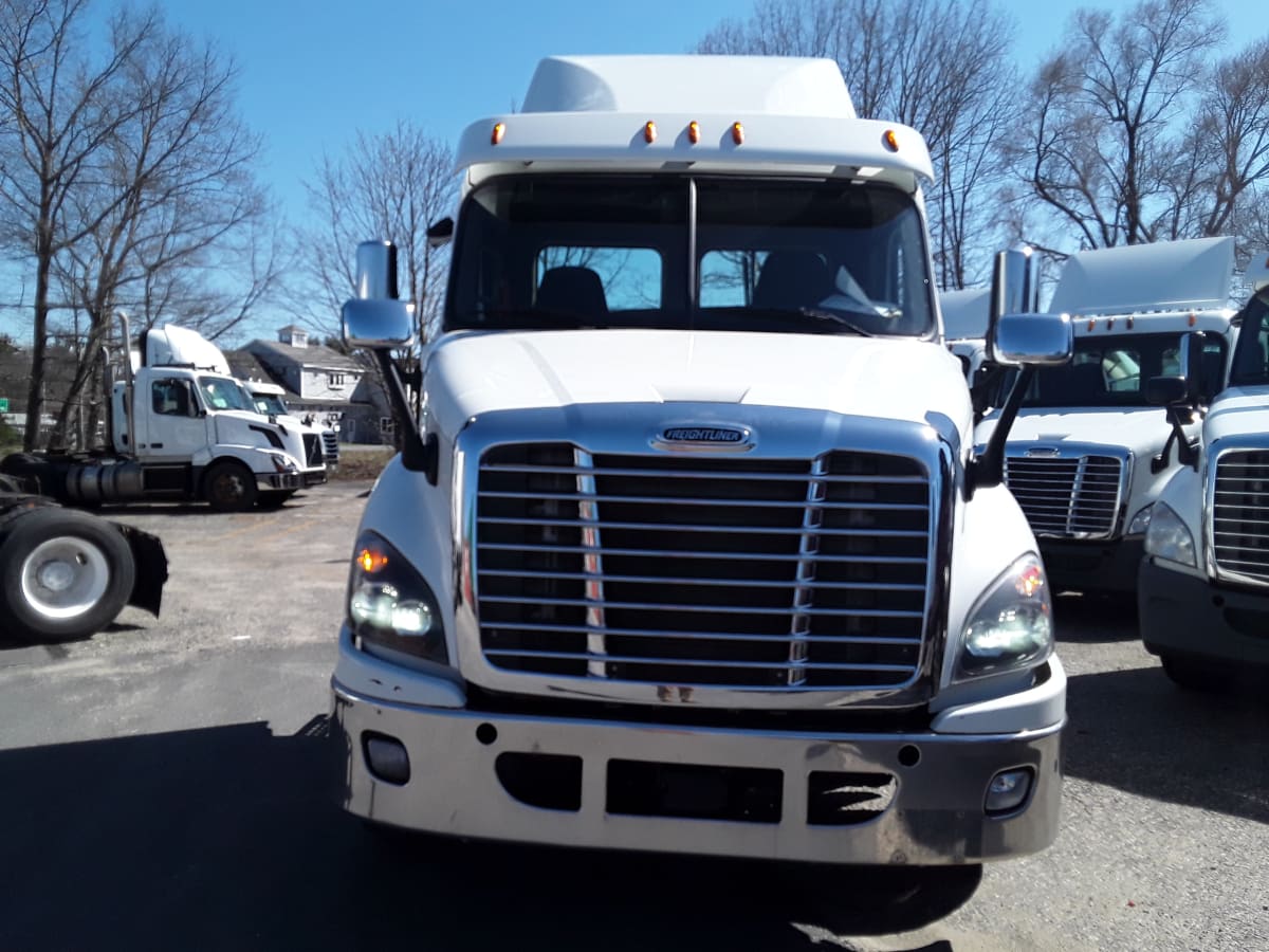 2018 Freightliner/Mercedes CASCADIA 113 679723