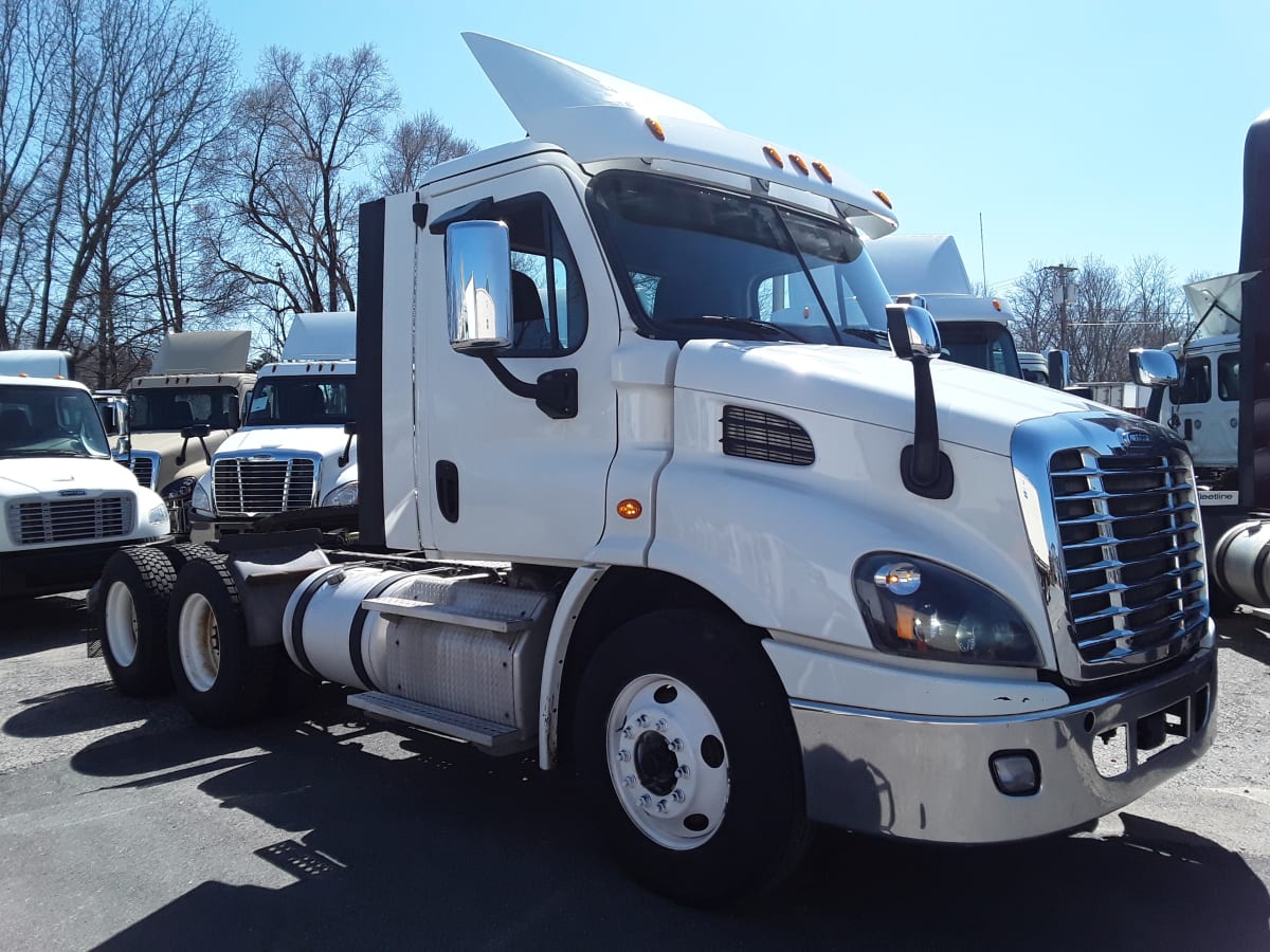 2018 Freightliner/Mercedes CASCADIA 113 679723