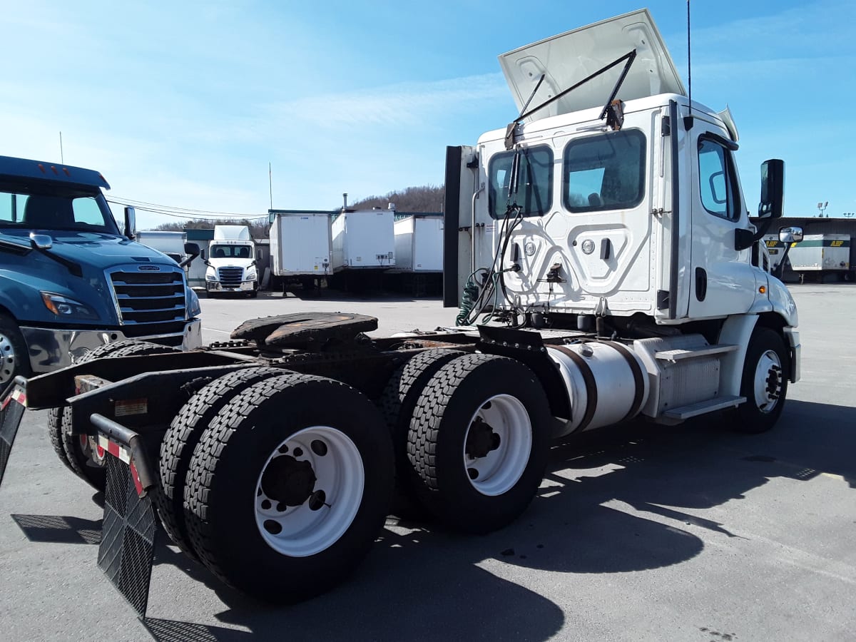 2018 Freightliner/Mercedes CASCADIA 113 679724