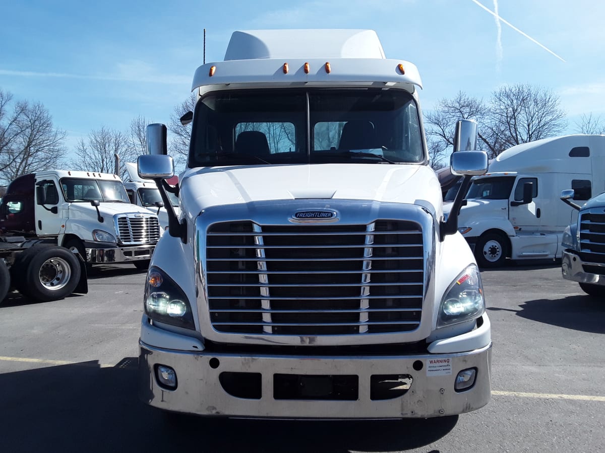 2018 Freightliner/Mercedes CASCADIA 113 679724