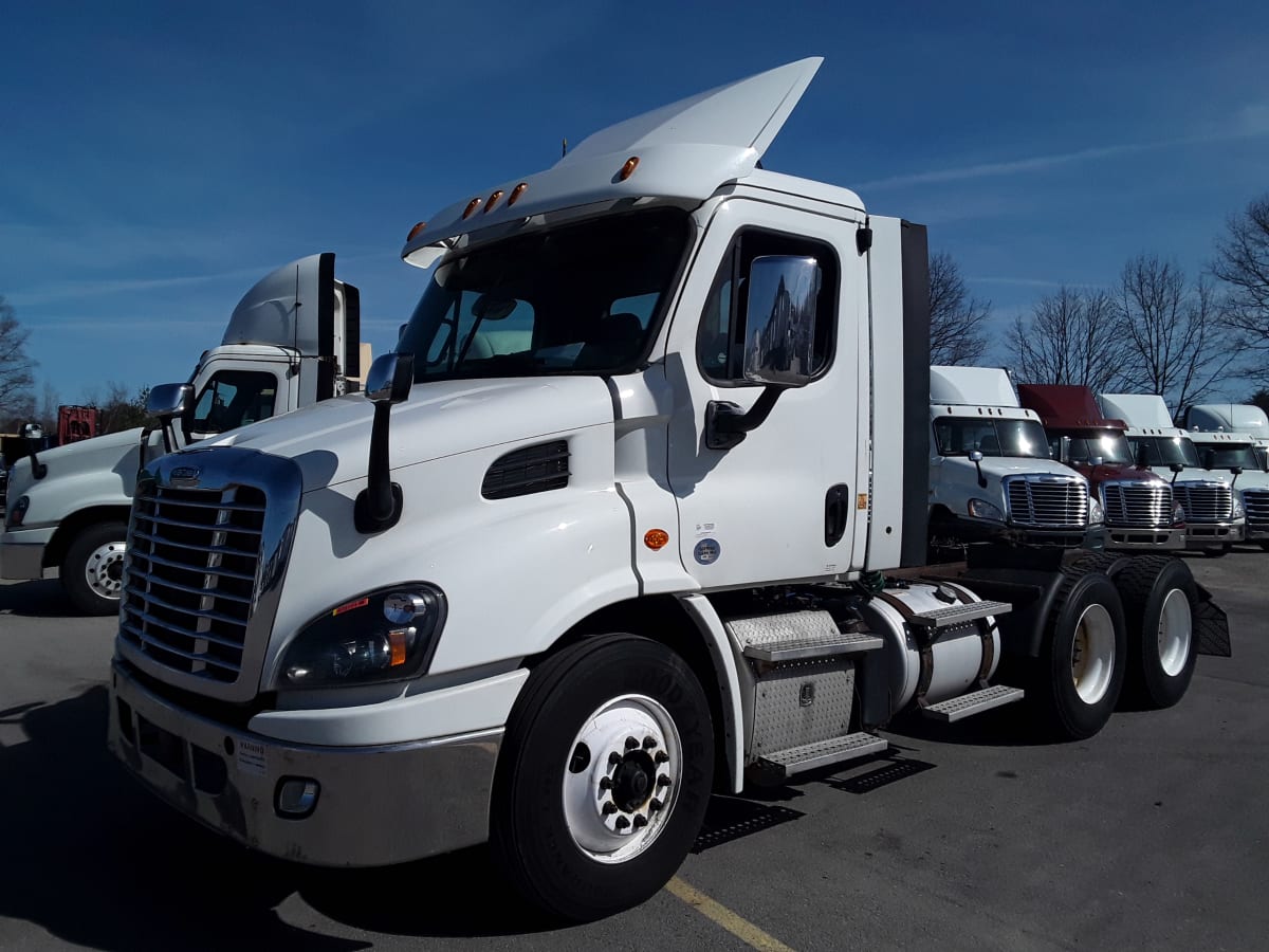 2018 Freightliner/Mercedes CASCADIA 113 679724