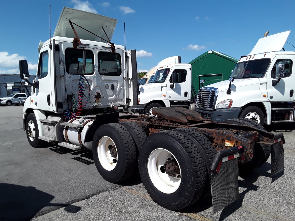 2018 Freightliner/Mercedes CASCADIA 113 679725