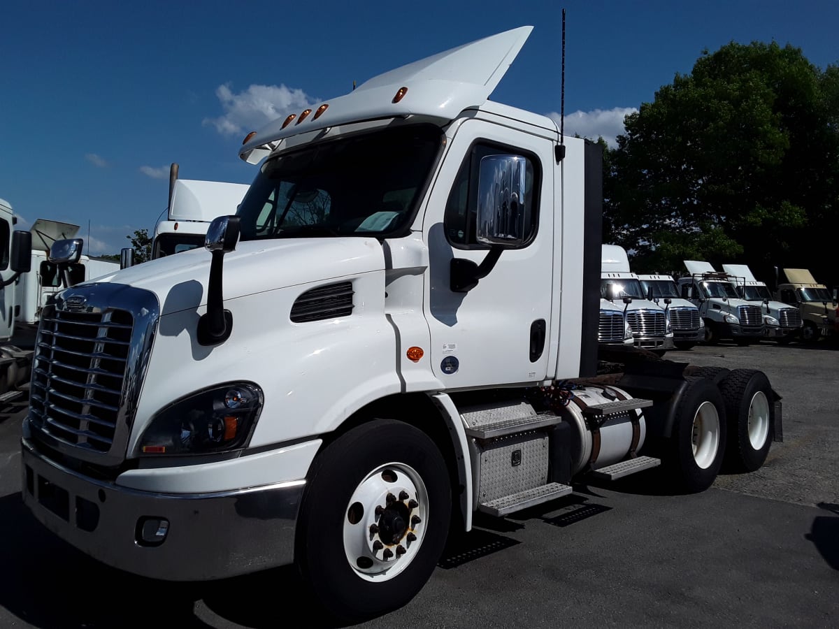 2018 Freightliner/Mercedes CASCADIA 113 679725