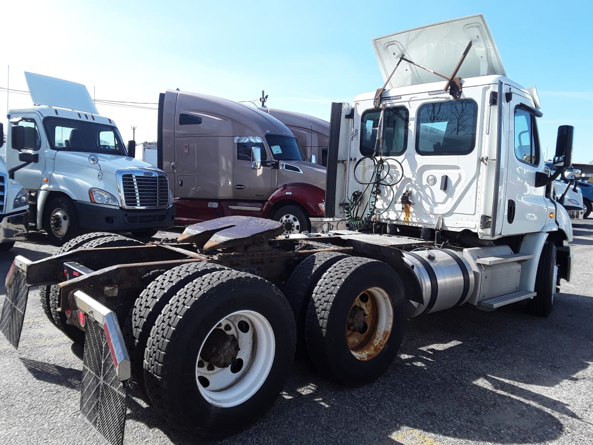 2018 Freightliner/Mercedes CASCADIA 113 679729