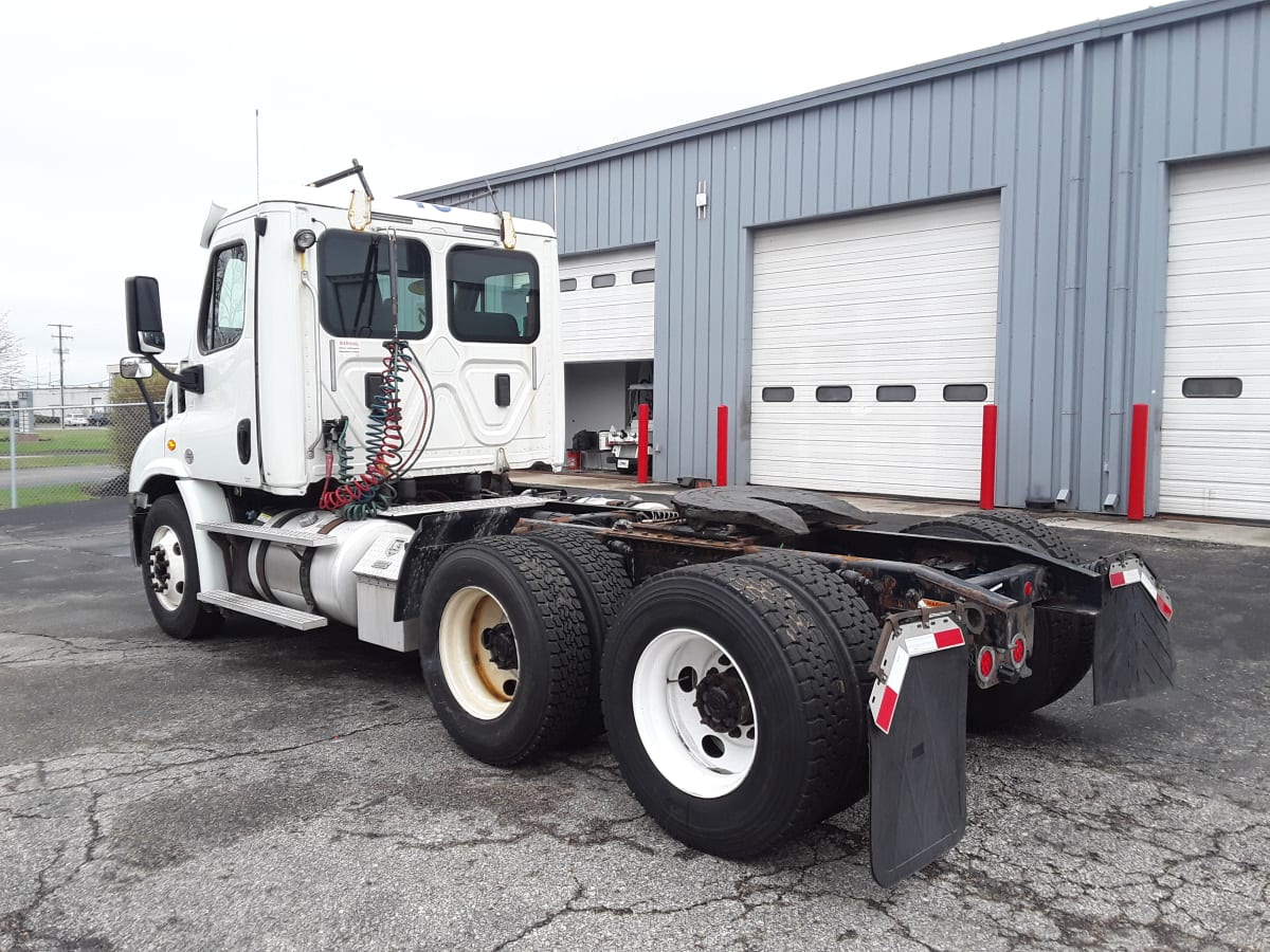 2017 Freightliner/Mercedes CASCADIA 113 679736