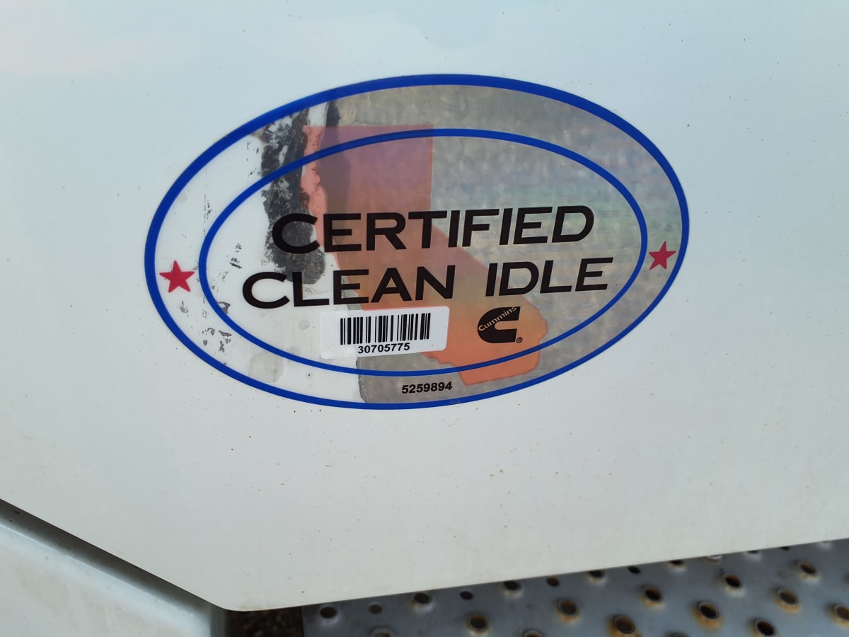 2017 Freightliner/Mercedes M2 106 679739