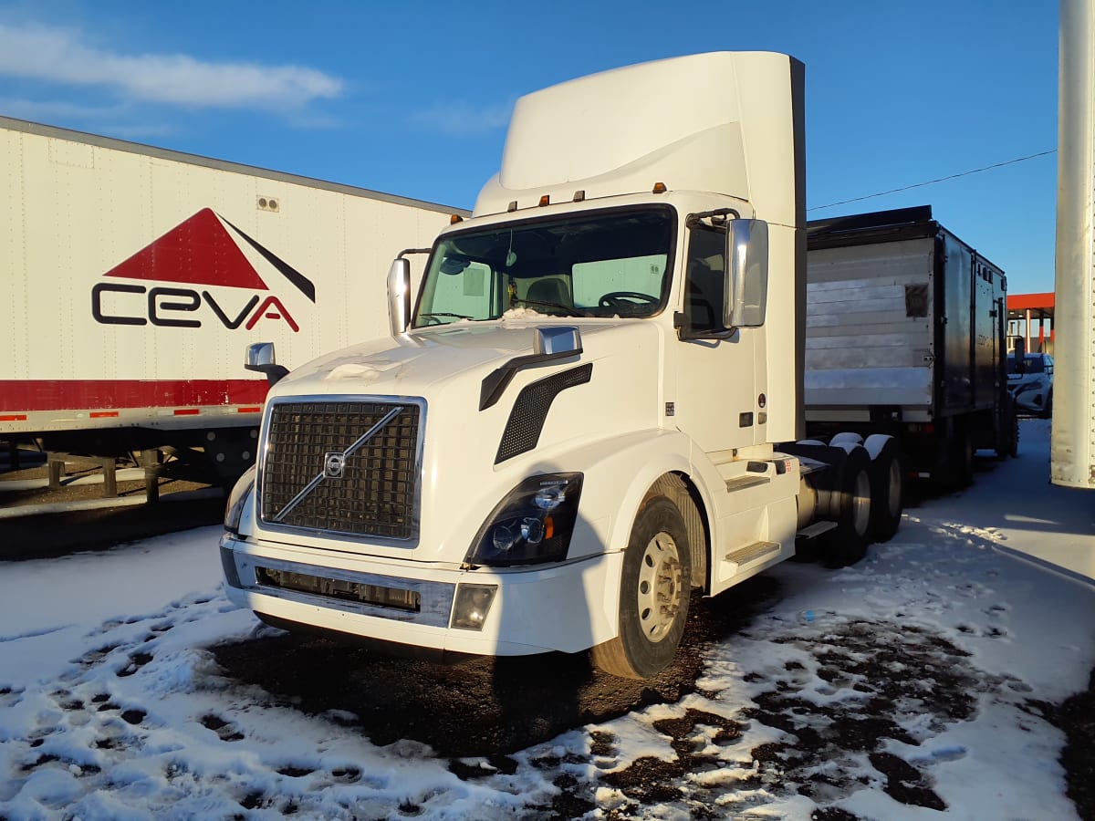 2017 Volvo VNL64TRACTOR 679799