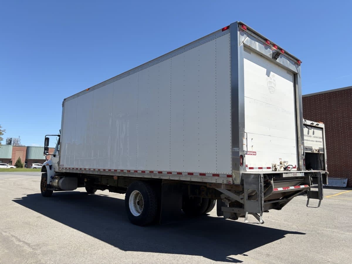 2017 Navistar International 4300 679843