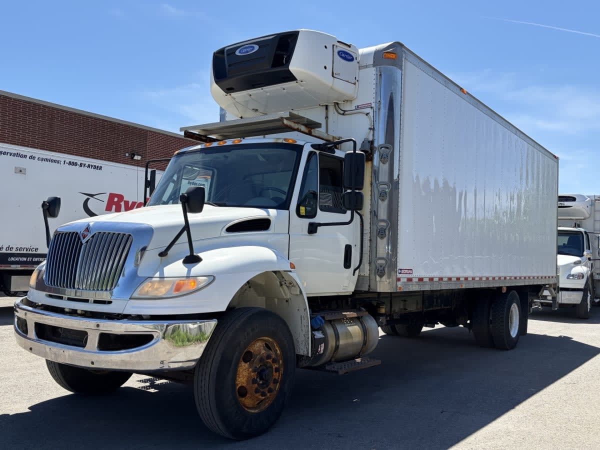 2017 Navistar International 4300 679843