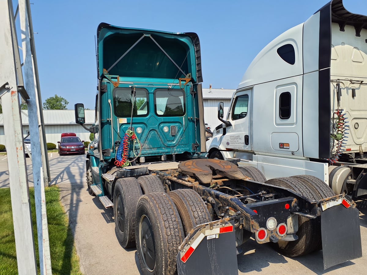 2017 Freightliner/Mercedes CASCADIA 125 679863