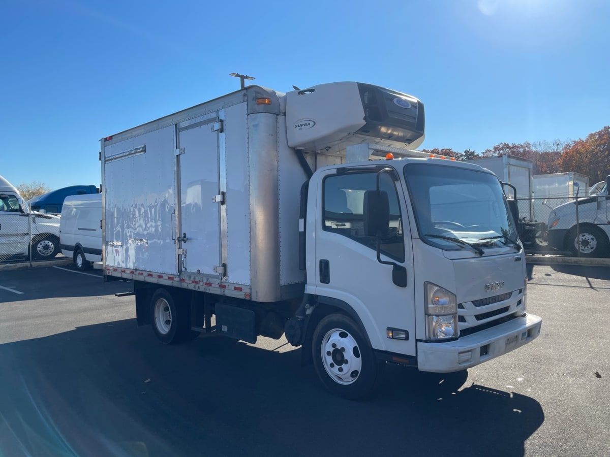 2017 Isuzu NRR 679912