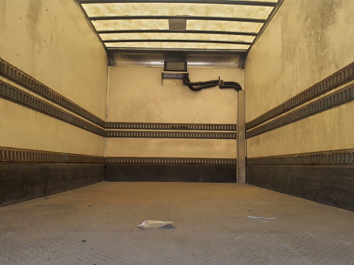 2018 Freightliner/Mercedes M2 106 679929