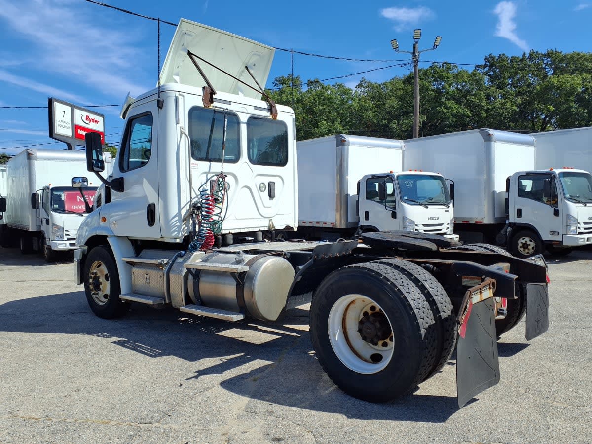 2017 Freightliner - image 6