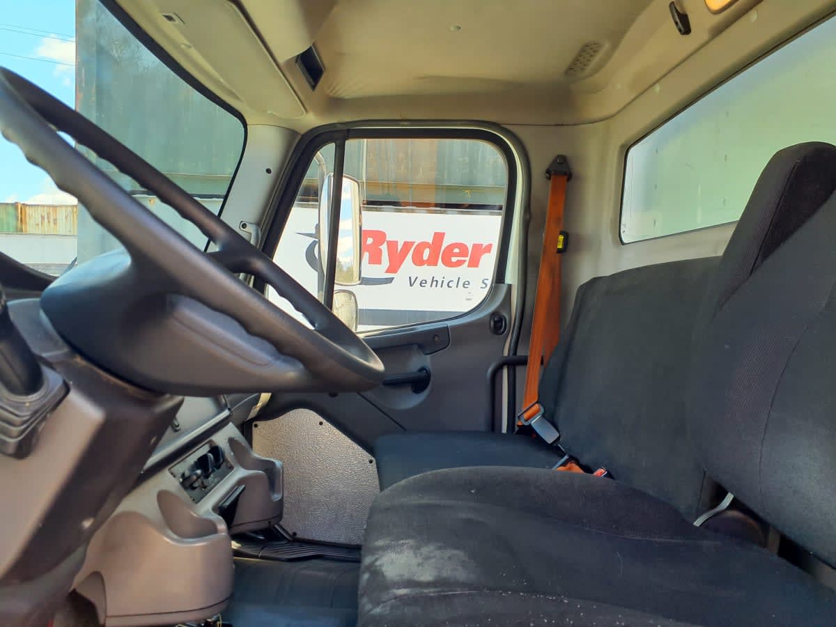 2017 Freightliner/Mercedes M2 106 680087