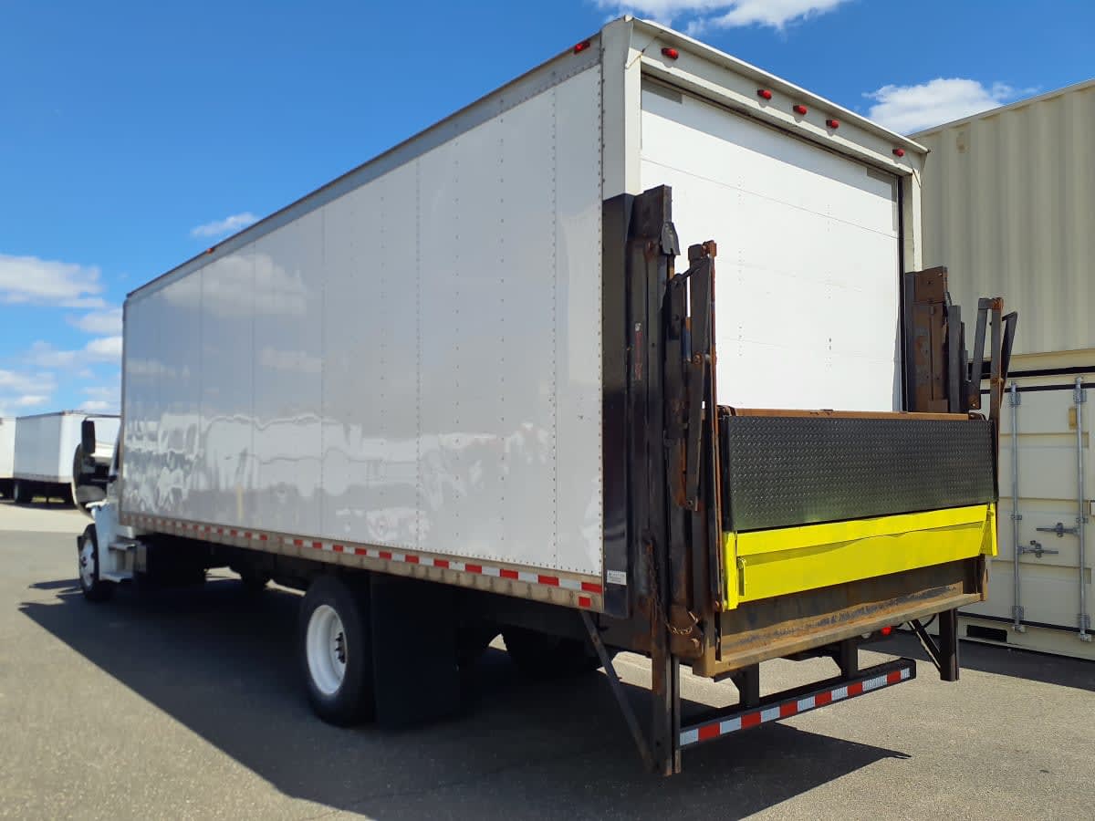 2017 Freightliner/Mercedes M2 106 680087