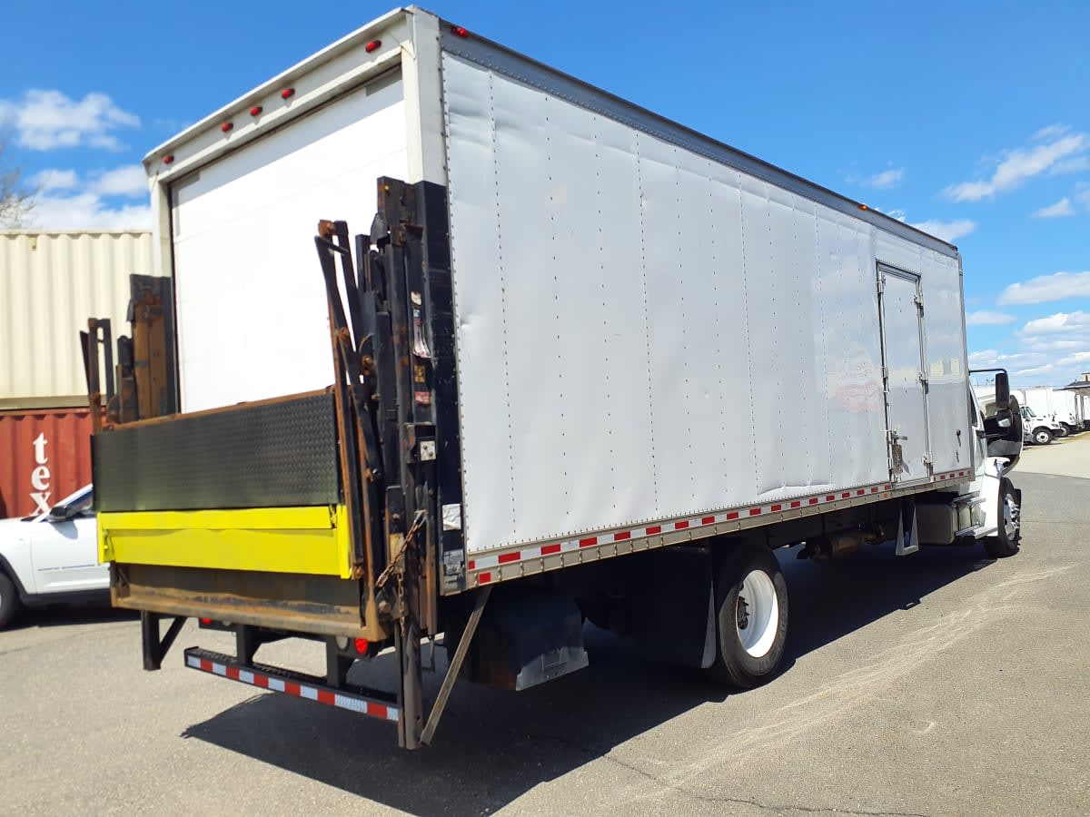 2017 Freightliner/Mercedes M2 106 680087