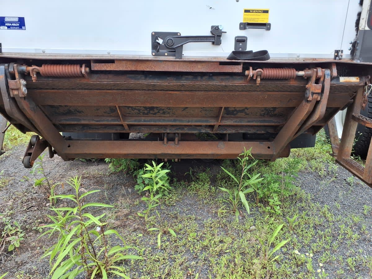 2018 Freightliner M2 106 680142