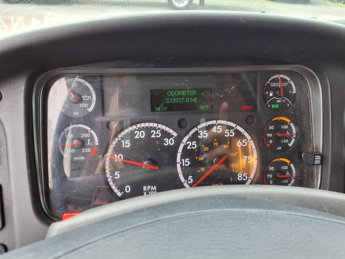 2018 Freightliner M2 106 680142