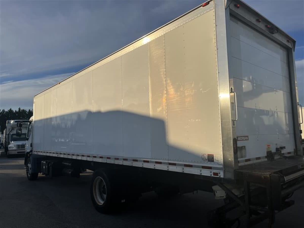 2017 Kenworth Trucks K270 680197