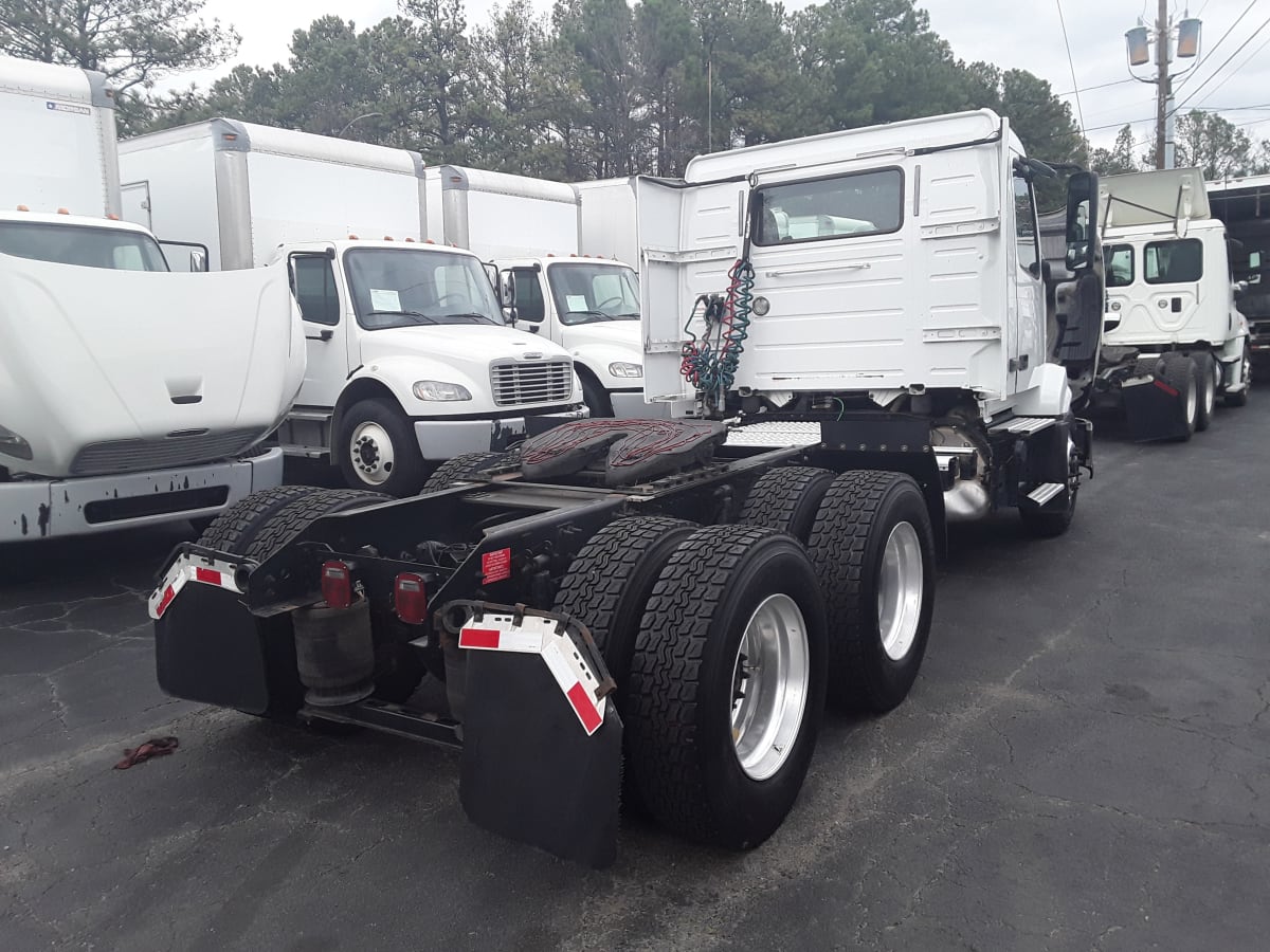 2017 Volvo VNL64TRACTOR 680225