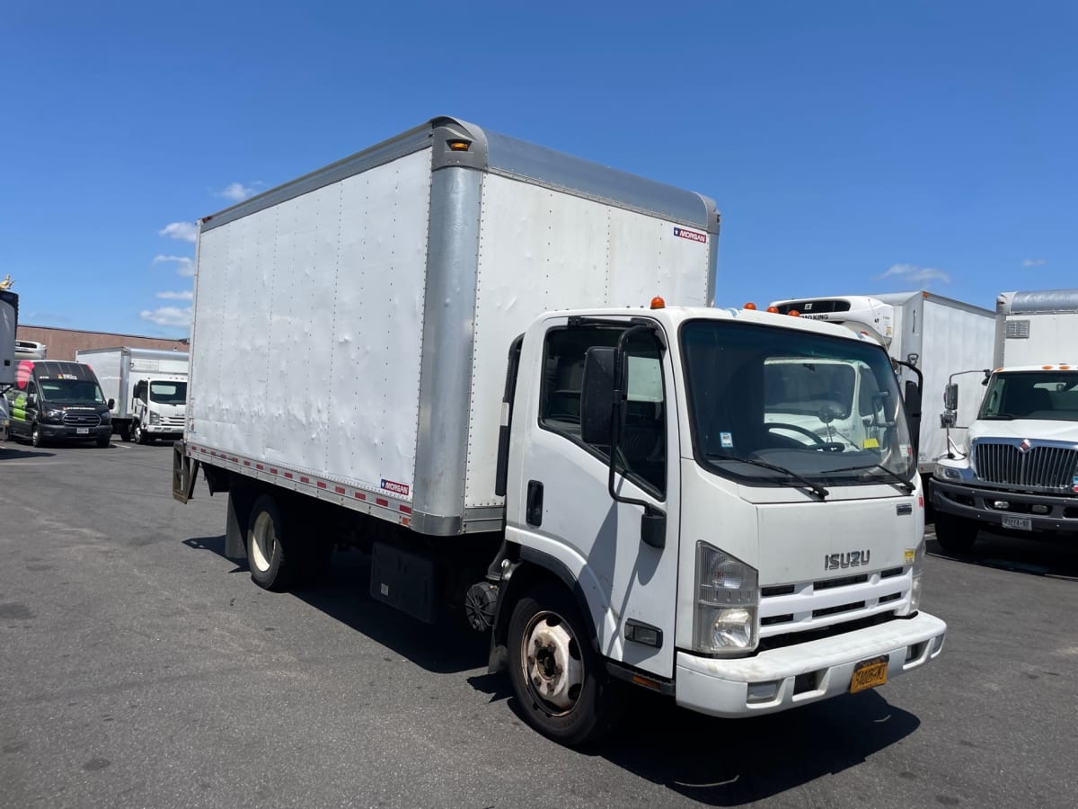 2017 Isuzu NQR 680423