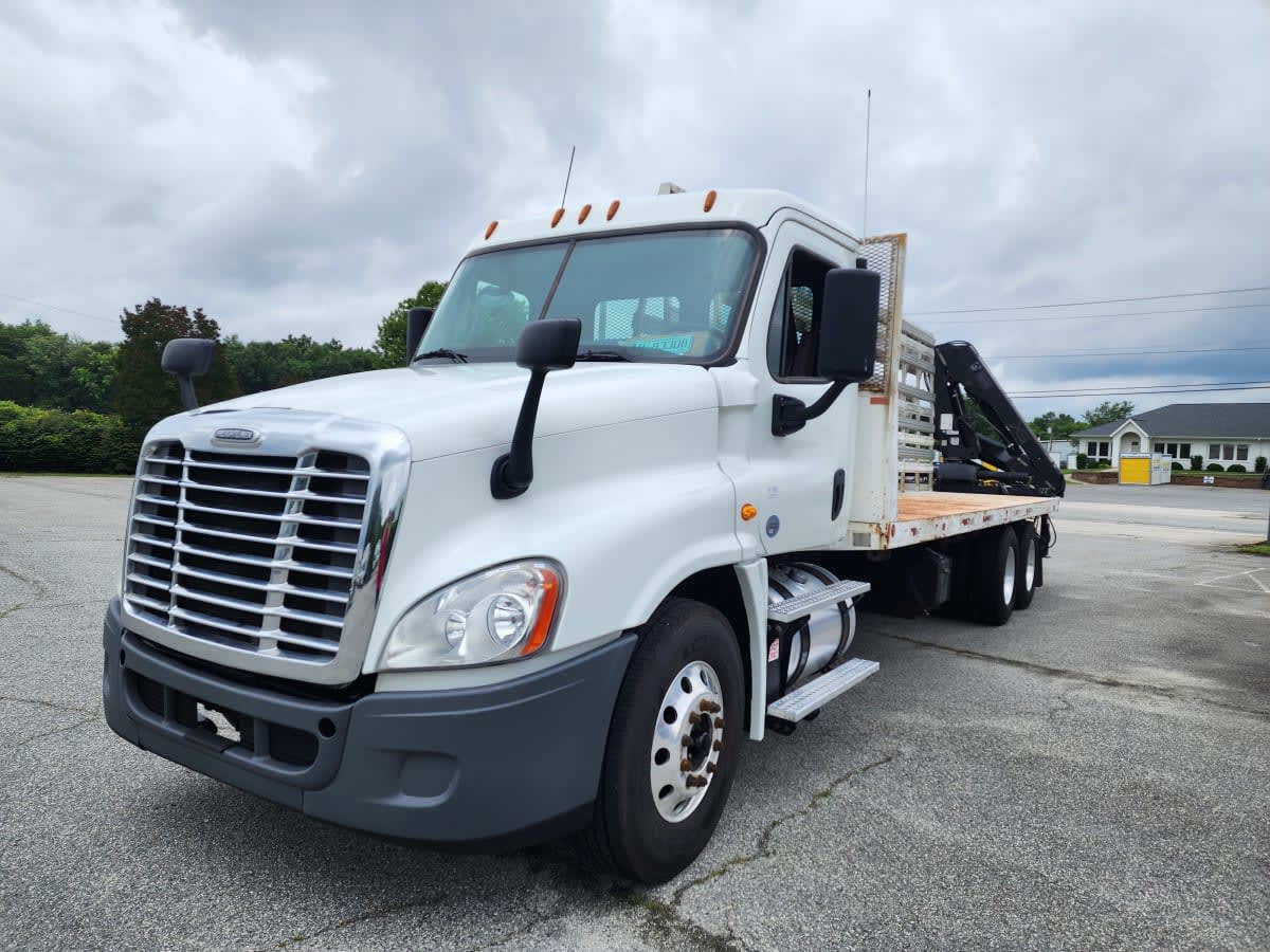 2018 Freightliner - image 1