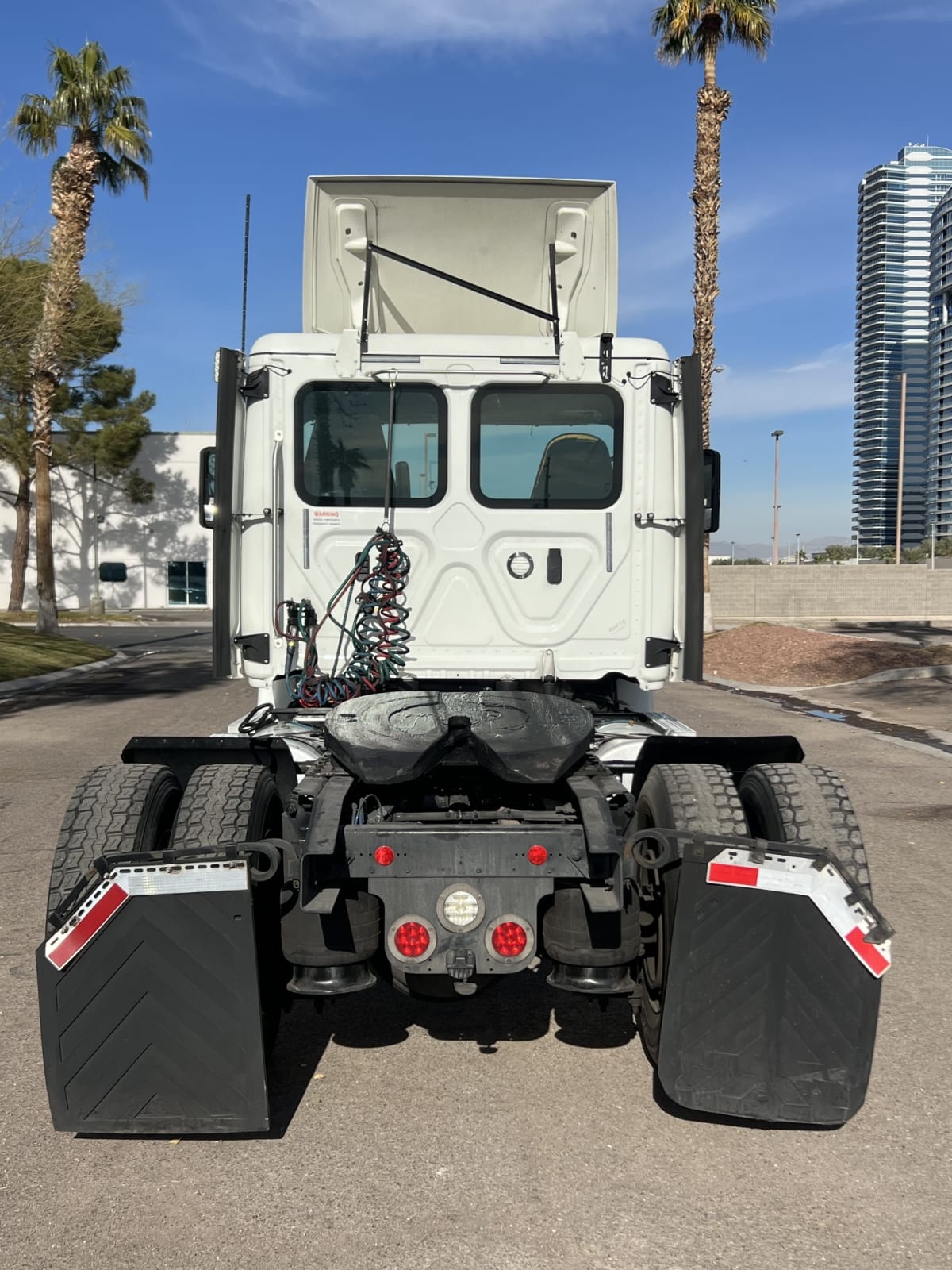 2017 Freightliner - image 5