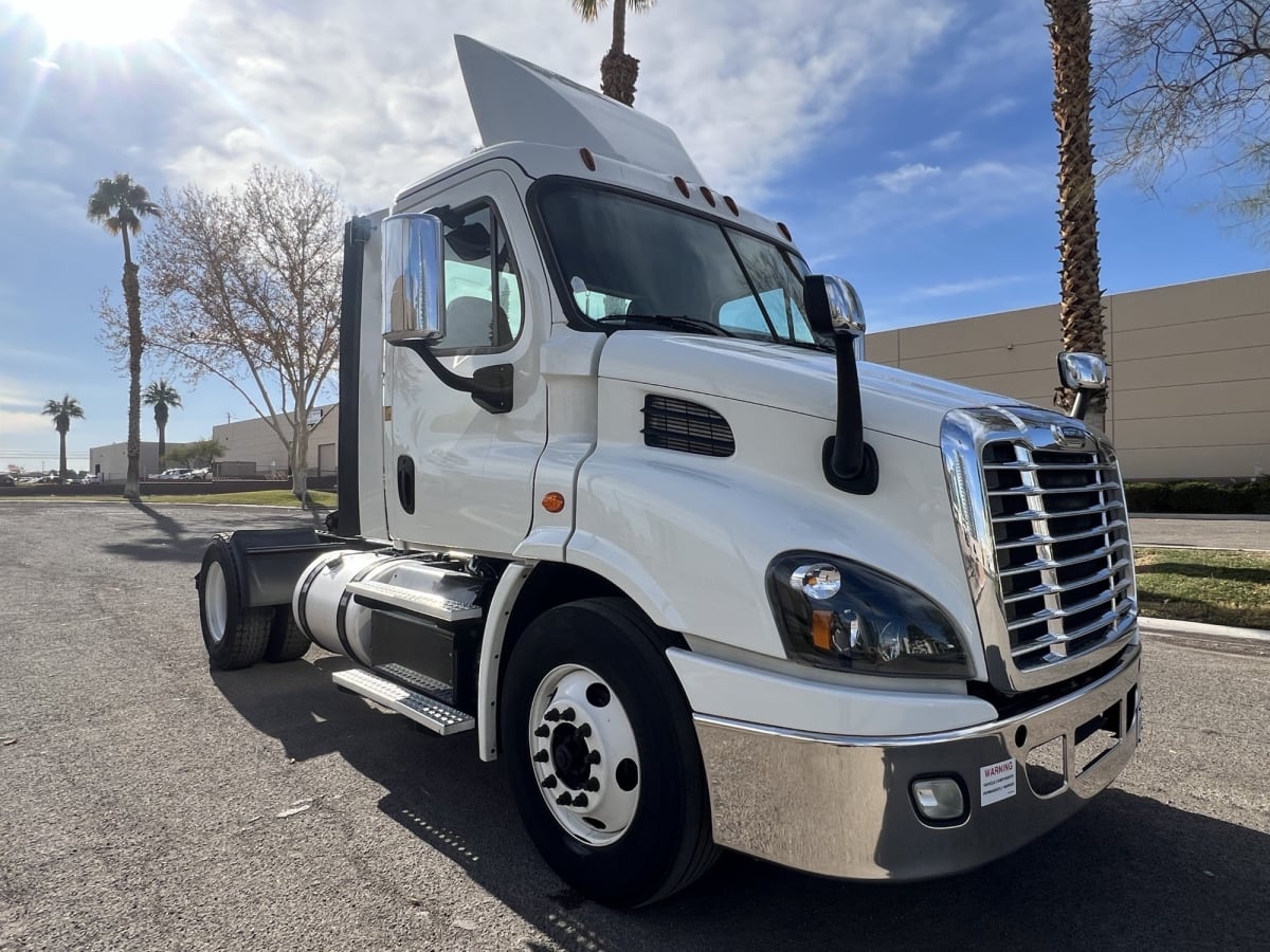 2017 Freightliner - image 1