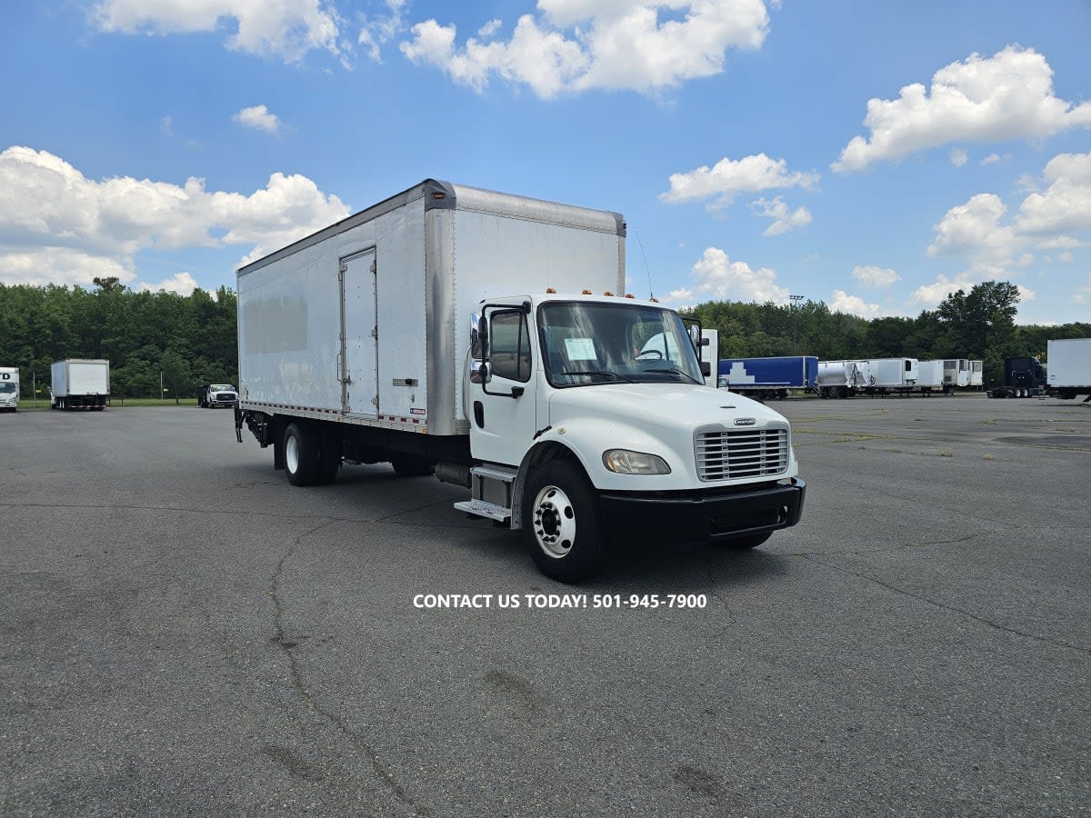 2018 Freightliner M2 106 680631