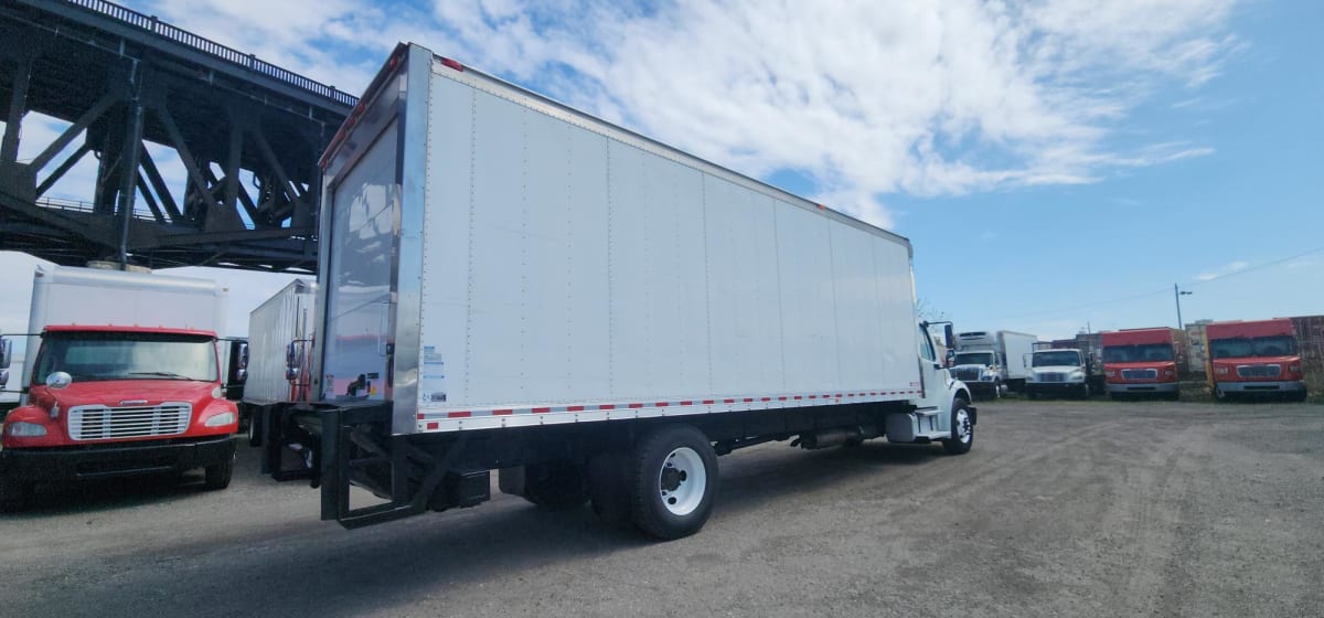 2018 Freightliner/Mercedes M2 106 680667