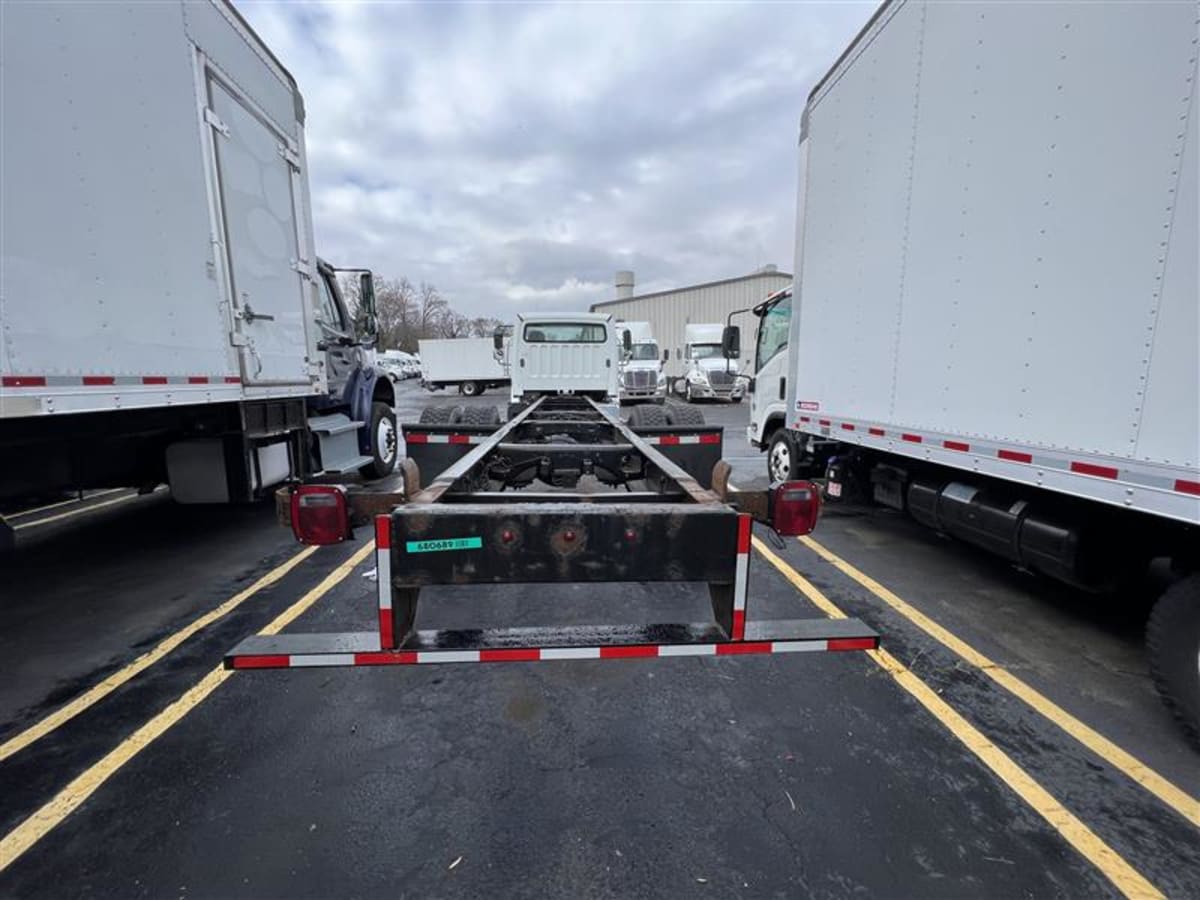 2018 Freightliner/Mercedes M2 106 680689