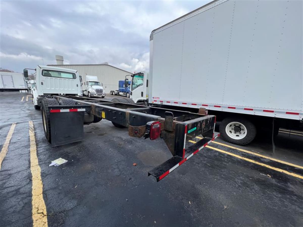 2018 Freightliner/Mercedes M2 106 680689