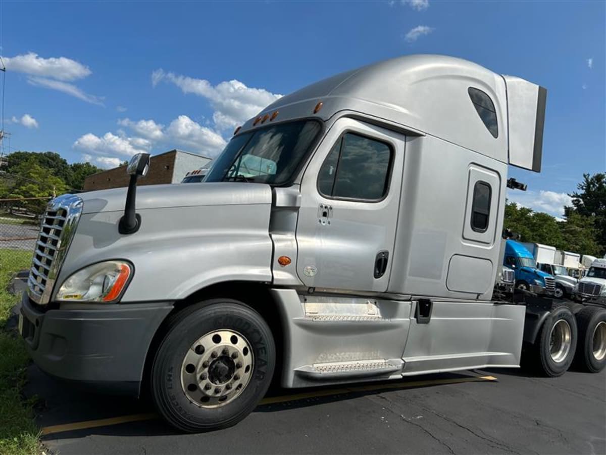 Freightliner/Mercedes CASCADIA 125 VEH-680792