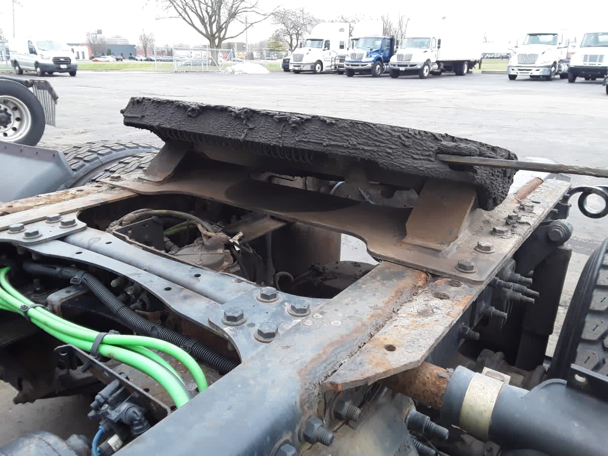 2018 Freightliner/Mercedes M2 106 680889