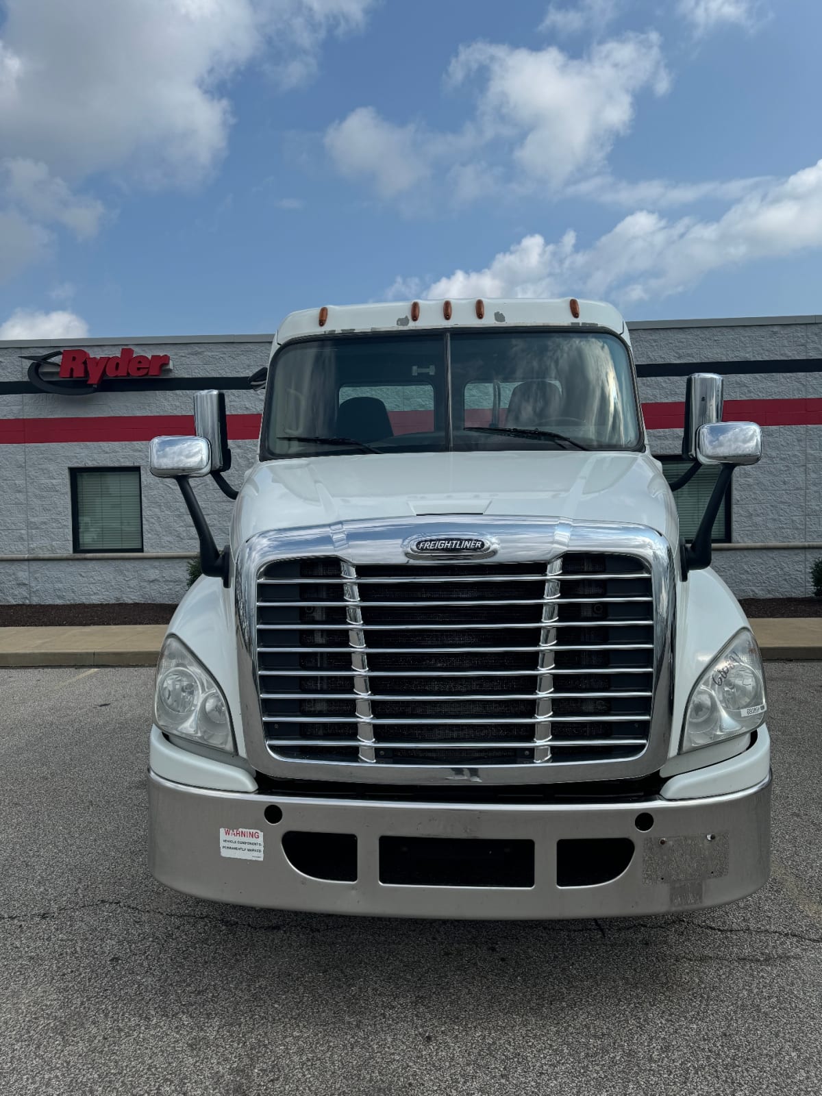 2017 Freightliner/Mercedes CASCADIA 125 680891