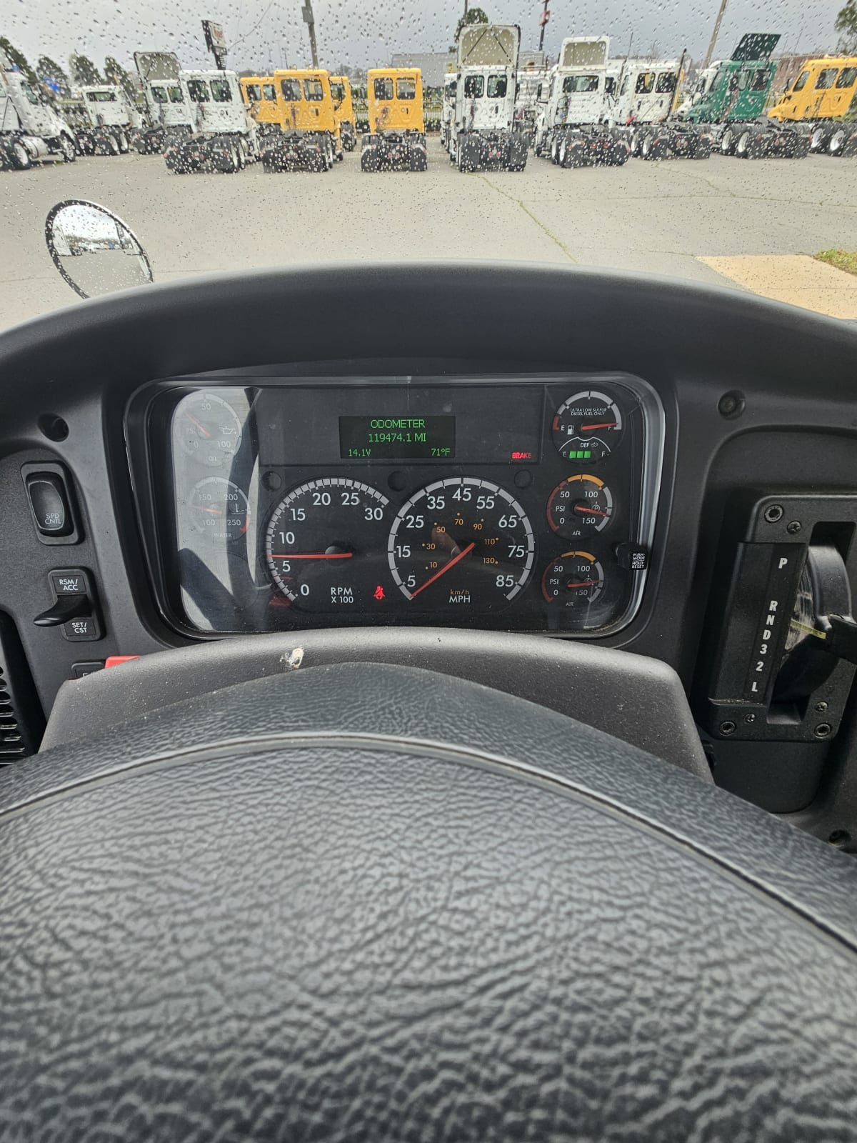 2018 Freightliner/Mercedes M2 106 680927