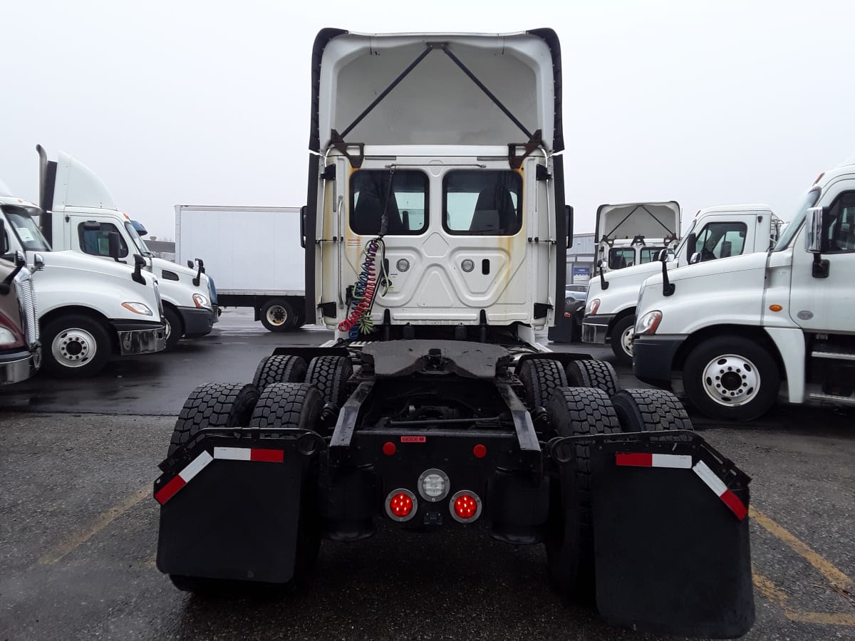 2017 Freightliner/Mercedes CASCADIA 125 680936