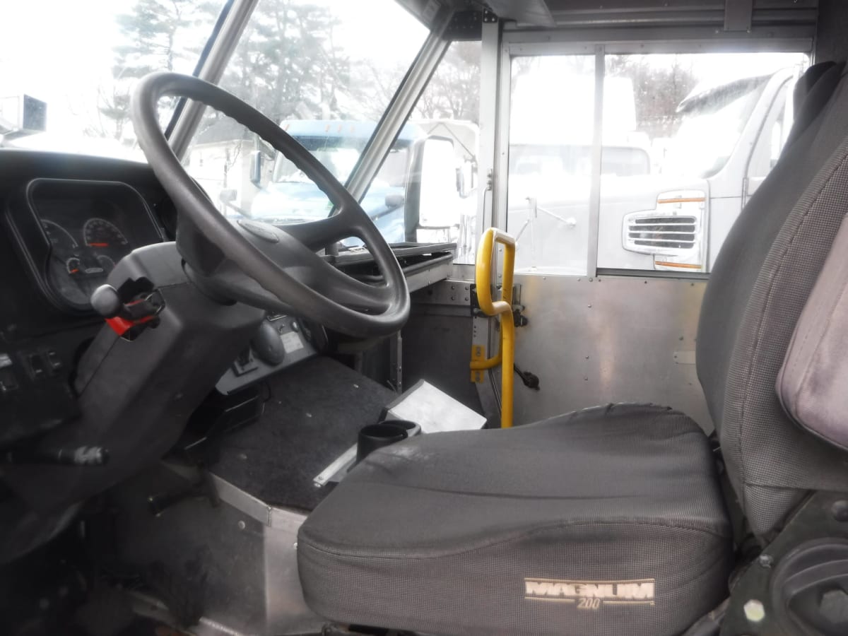 2017 Frtlr Custom Chassis Corp MT45 680954