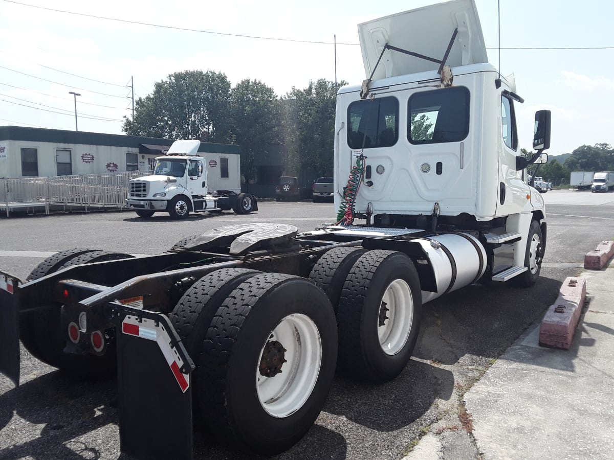 2017 Freightliner/Mercedes CASCADIA 125 680959