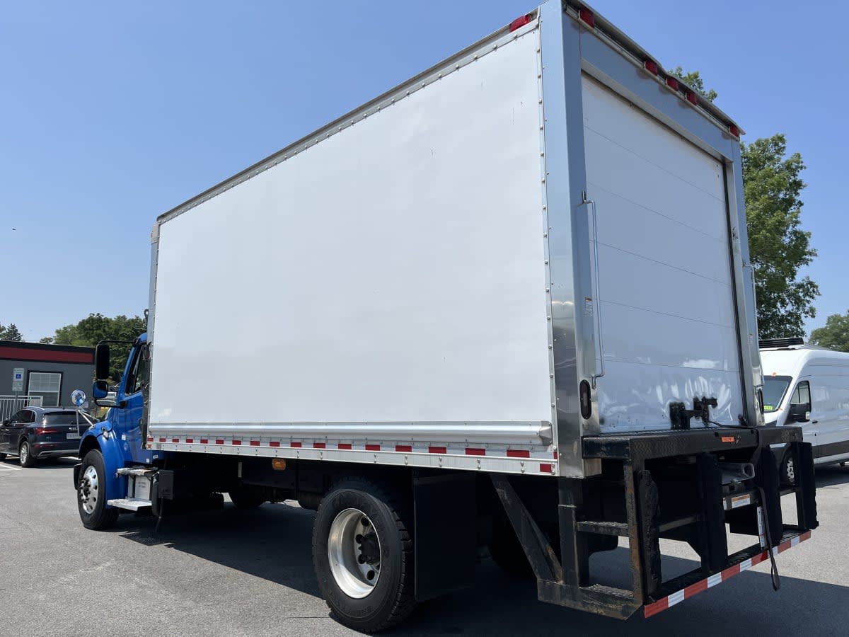 2018 Freightliner M2 106 680979