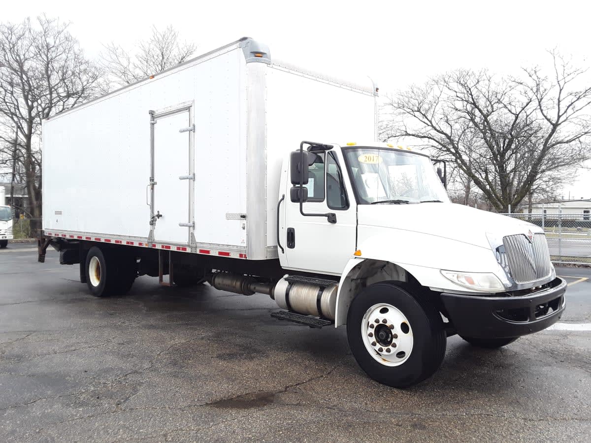 2017 Navistar International 4300 680992