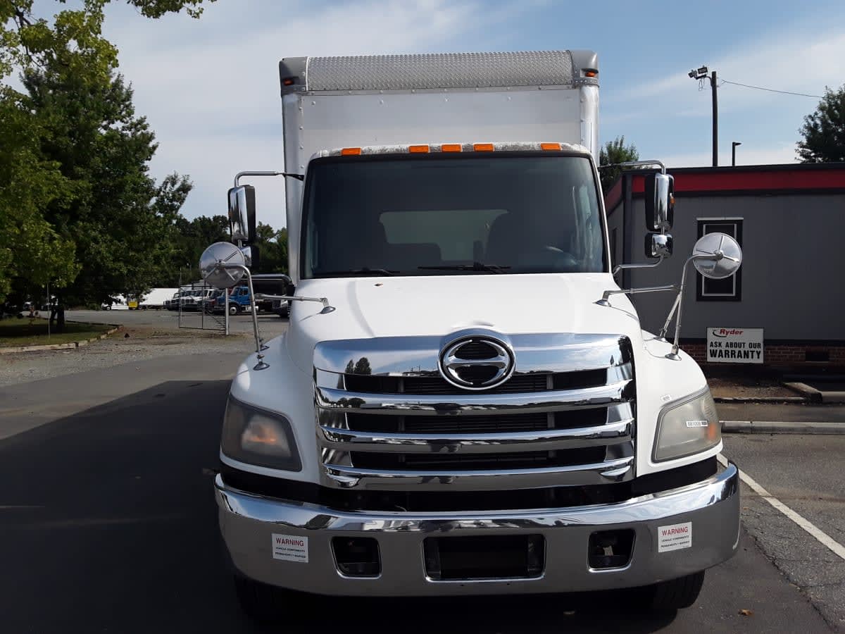 2018 Hino 338 in Charlotte, NC — photo 2