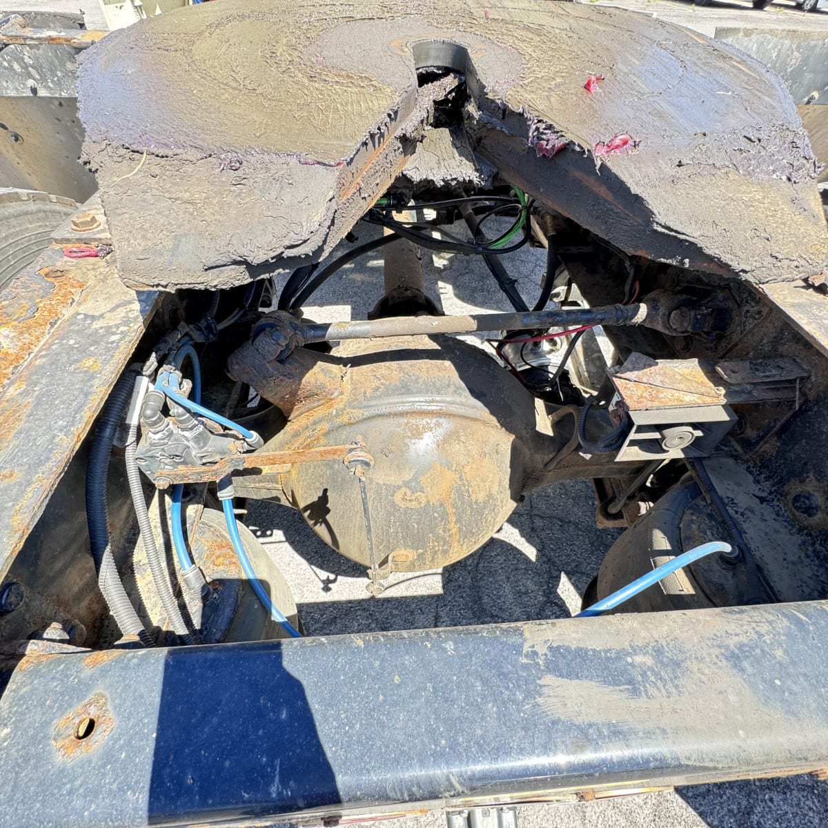 2017 Freightliner/Mercedes CASCADIA 113 681033