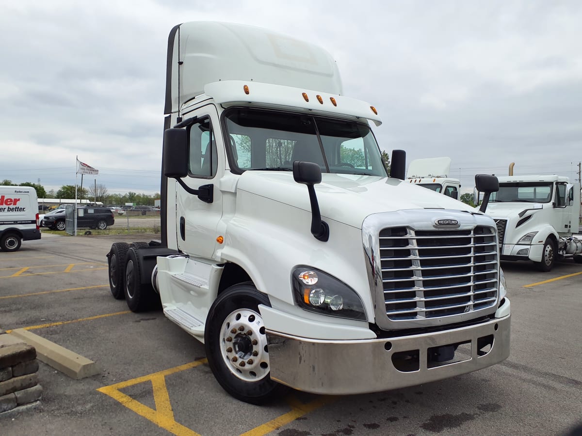 2018 Freightliner/Mercedes CASCADIA 125 681079