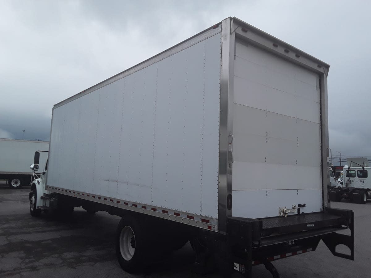 2018 Freightliner/Mercedes M2 106 681080