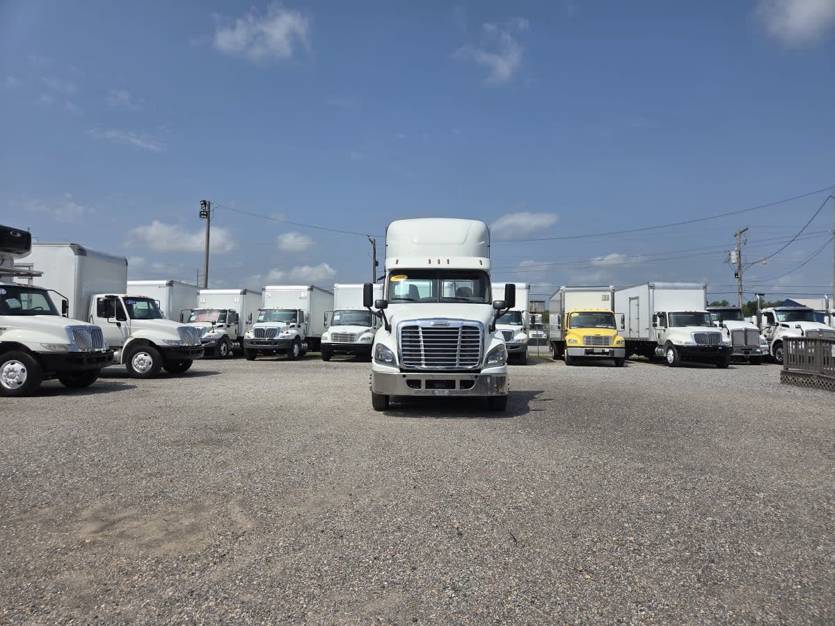 2018 Freightliner/Mercedes CASCADIA 125 681081