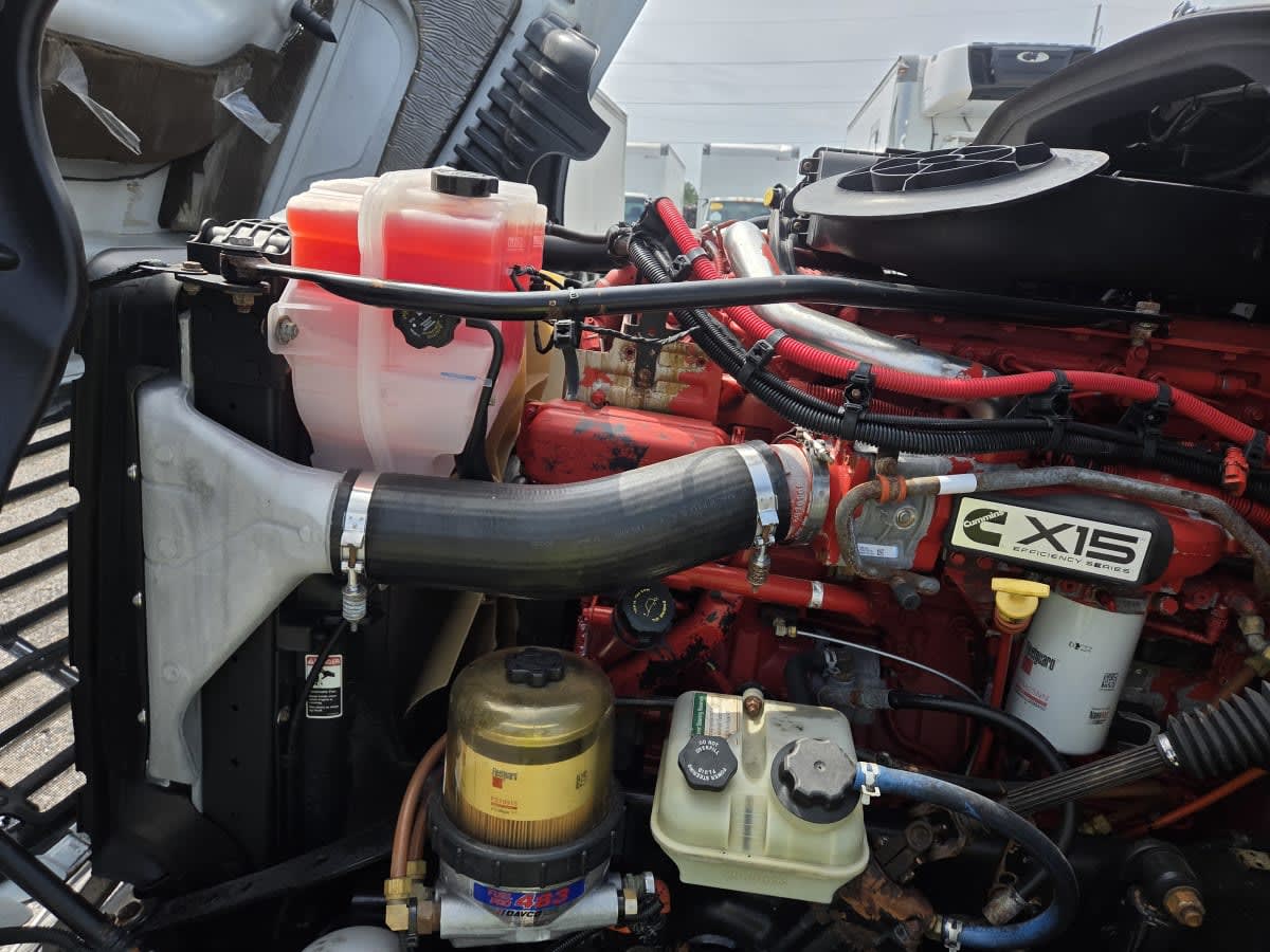 2018 Freightliner/Mercedes CASCADIA 125 681081