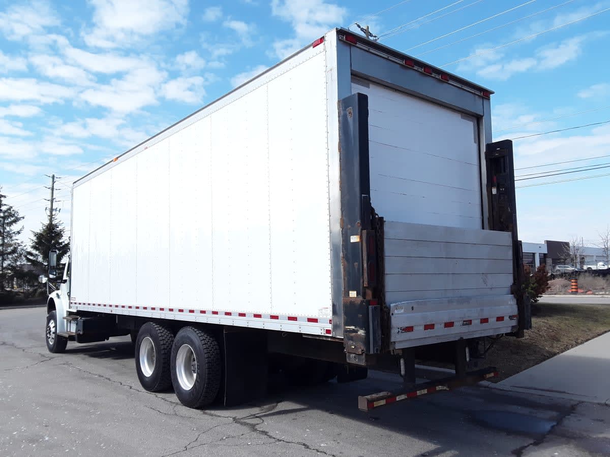 2018 Freightliner/Mercedes M2 106 681135