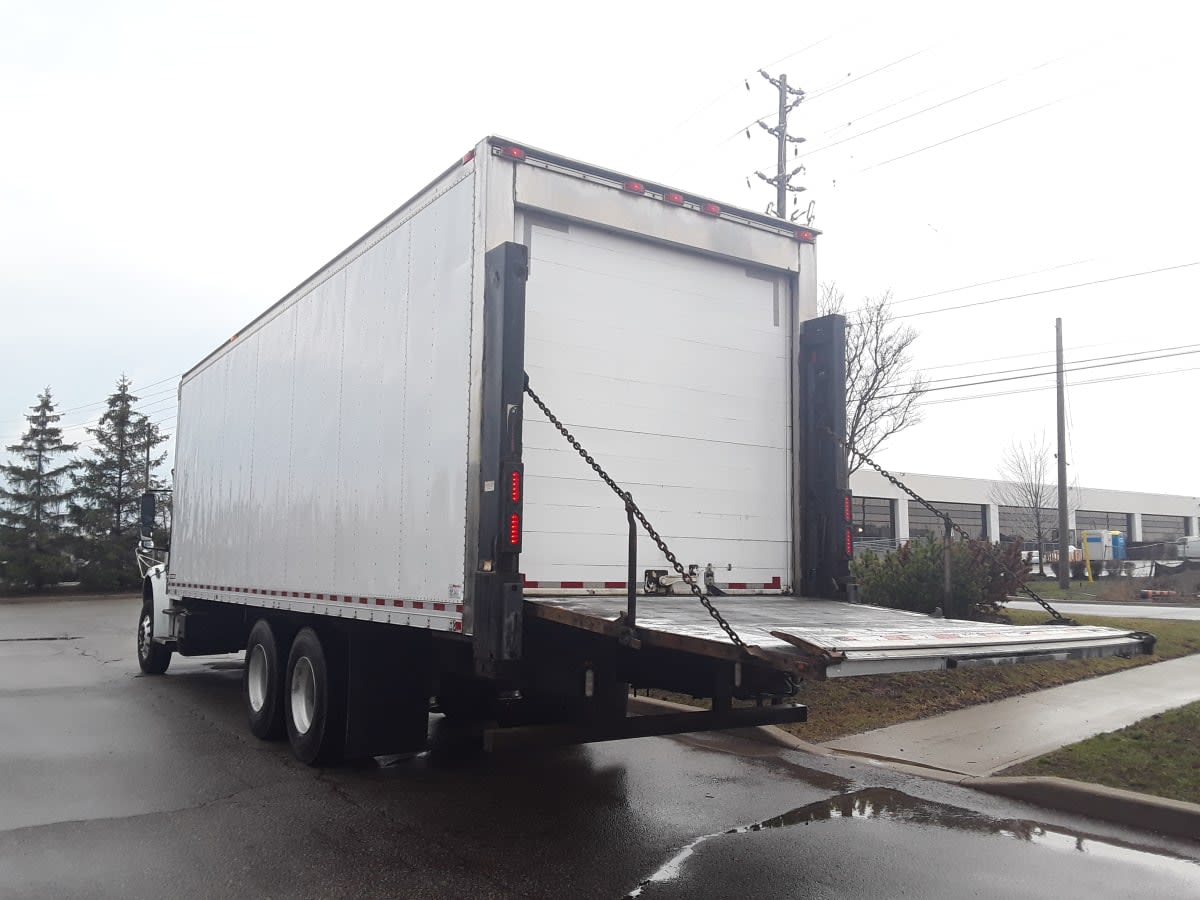 2018 Freightliner/Mercedes M2 106 681137