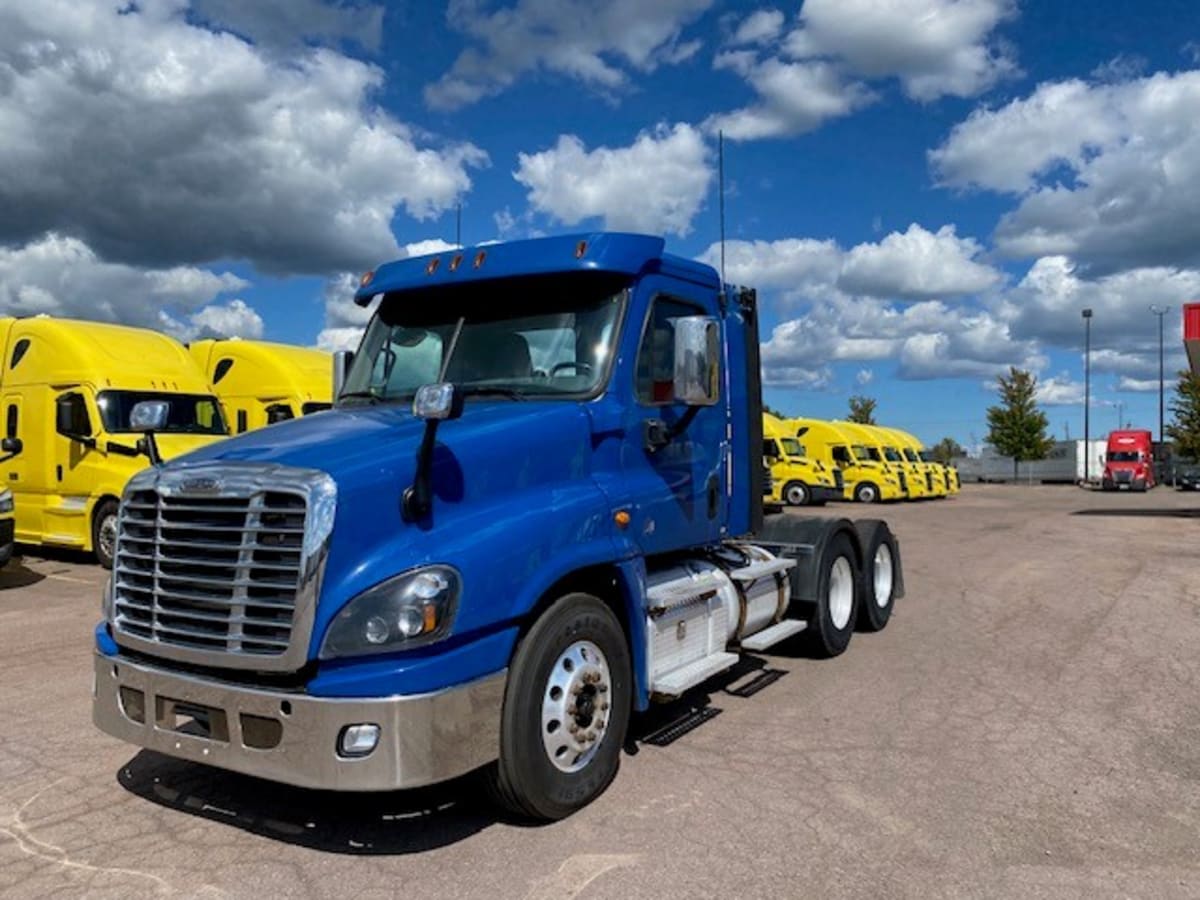 2018 Freightliner CASCADIA 125 681218